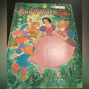 Walt Disney Snow White and the Seven Dwarfs coloring book vintage 1957